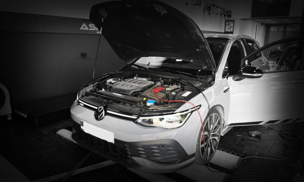 GTI 8 Stage 1 Tuning sa Downpipe-om: 300 HP na 380 HP + Pops & Bangs u Sport Mode-u